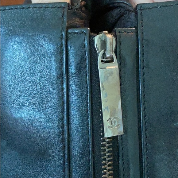 Authentic Chanel purse - Picture 4 of 8